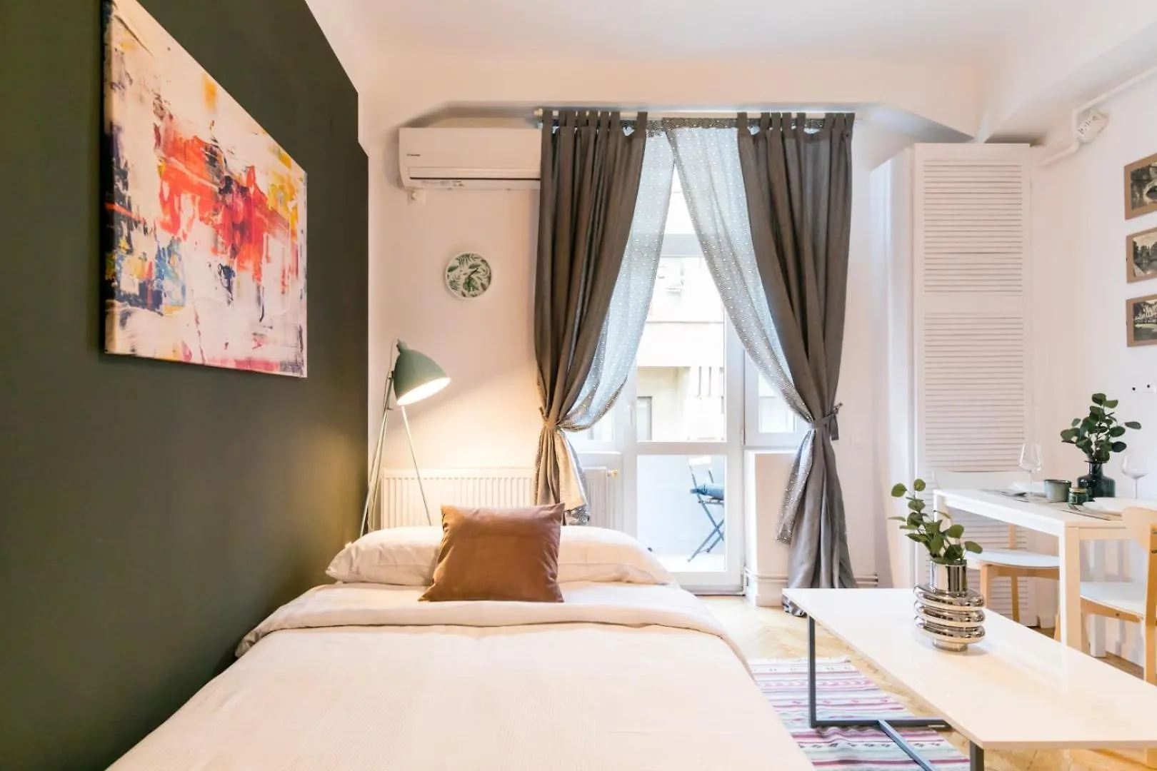 Heart Of The City - Cozy Apartments In Prime Location Bucharest
