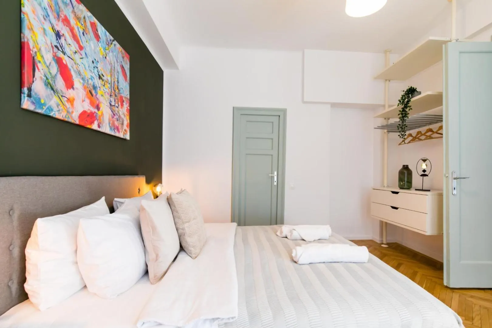 Heart Of The City - Cozy Apartments In Prime Location Bucharest
