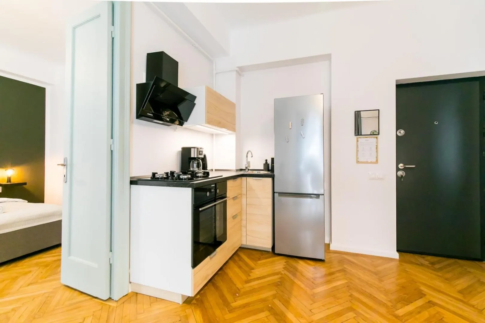 Heart Of The City - Cozy Apartments In Prime Location Bucharest