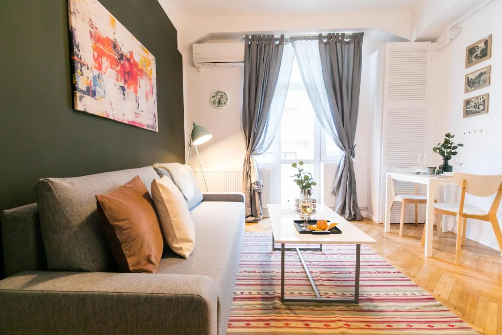 Heart Of The City - Cozy Apartments In Prime Location Bucharest